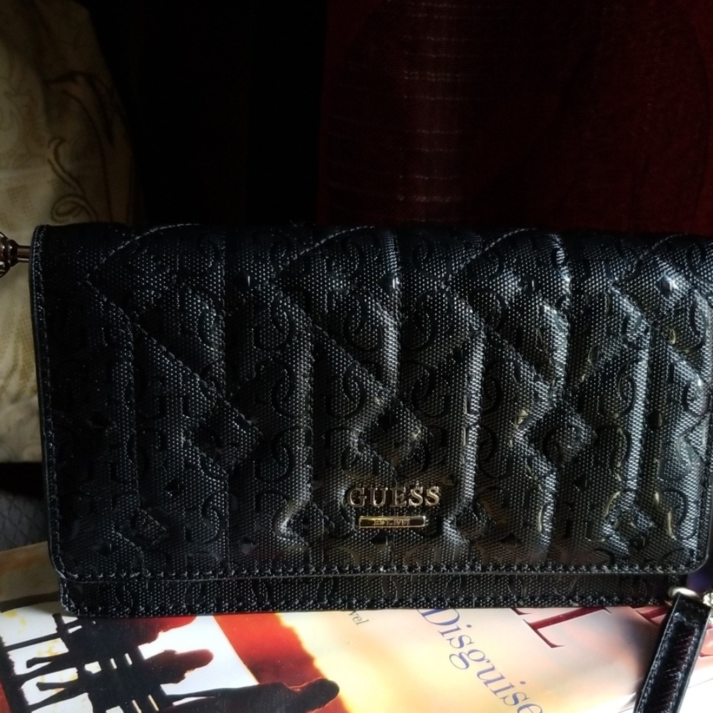 Guess purse